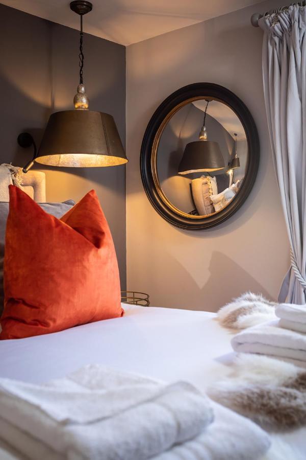 The Cocktail Lounge At Cheshire Boutique Bathhouse Appartement Nantwich Buitenkant foto