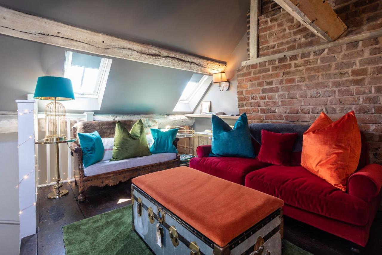 The Cocktail Lounge At Cheshire Boutique Bathhouse Appartement Nantwich Buitenkant foto